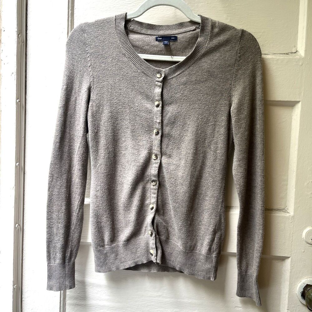 Gap Cardigan Sweater Sz XS Beige Rustic Granola Dainty Work Preppy Cotton Blend